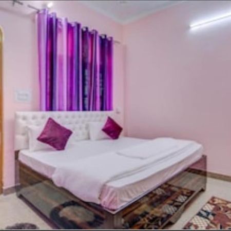 דהראדון Nandini Homestay מראה חיצוני תמונה