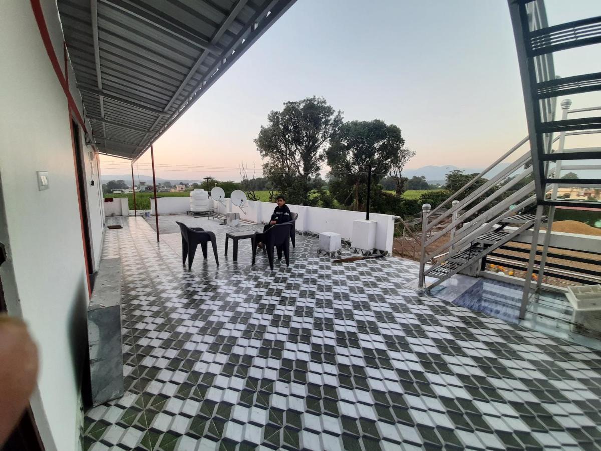 דהראדון Nandini Homestay מראה חיצוני תמונה
